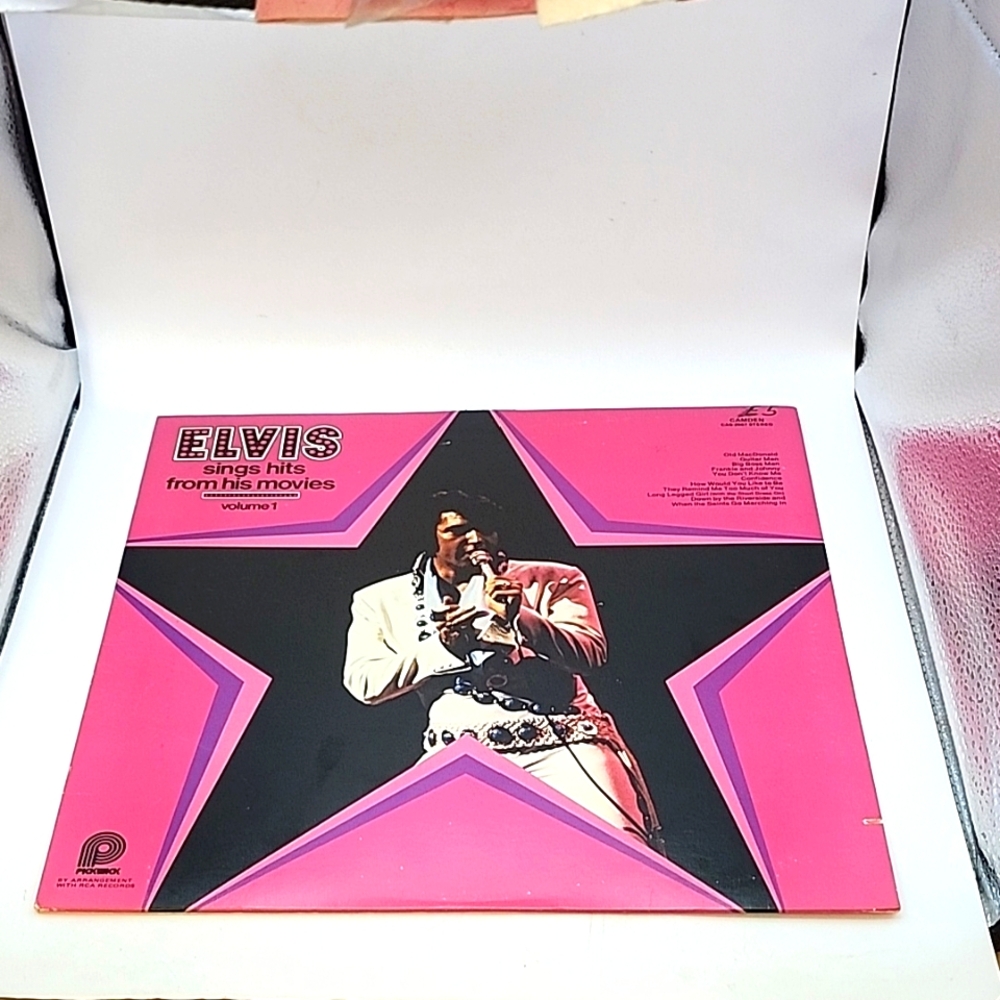Vintage Elvis Sings Hits From His Movies Vol 1 CAS2567 Pickwick LP Vinyl Record
